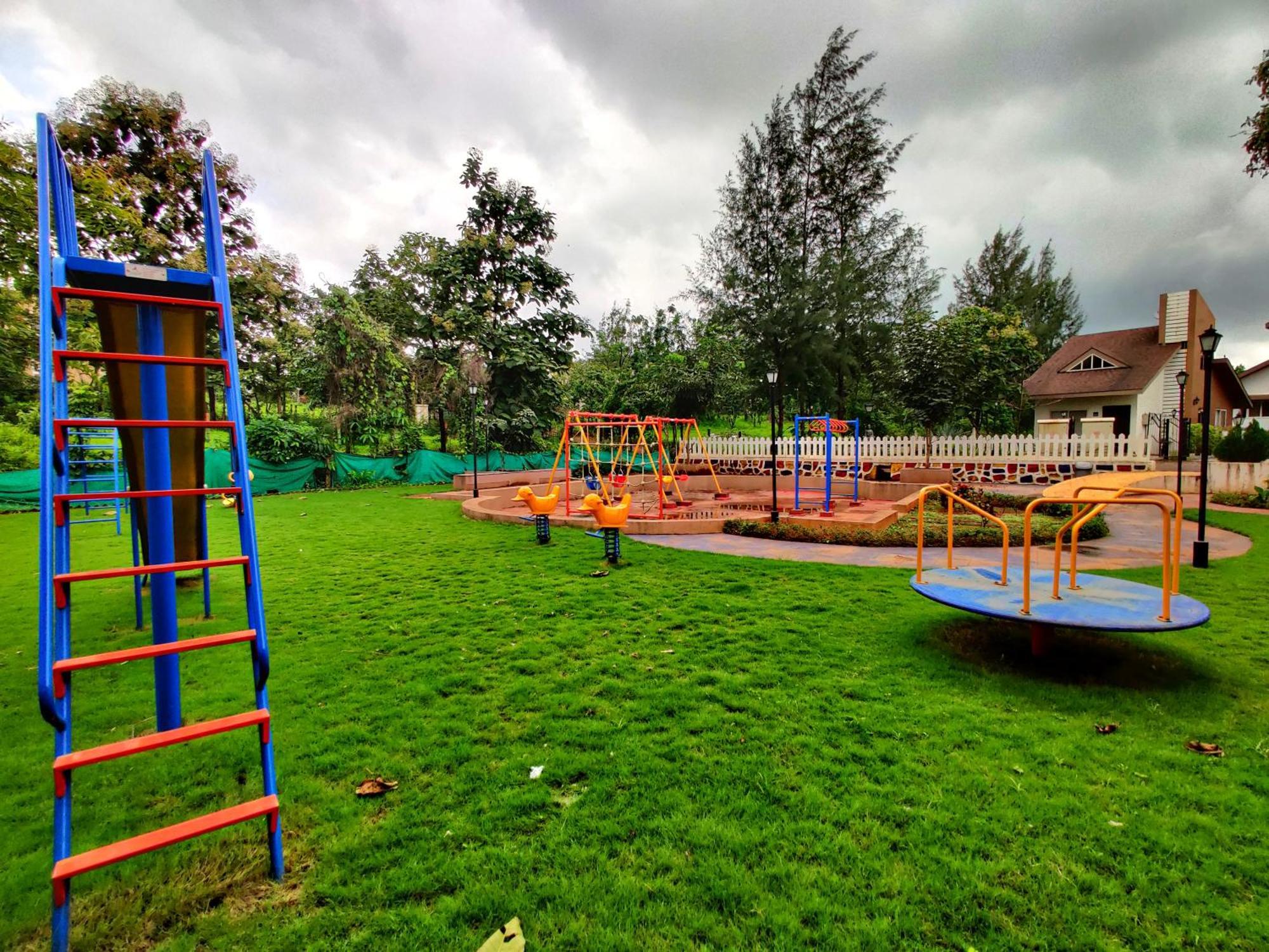 Pushpam Sanskruti Resort Karjat - A Pure Veg Resort Dhamni Exterior foto